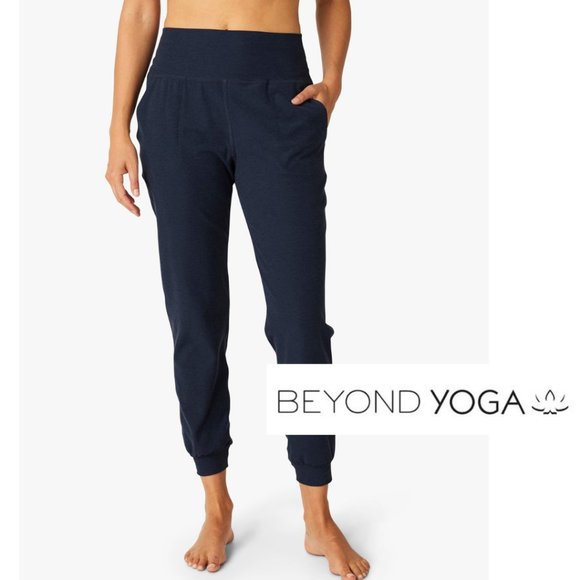 Beyond Yoga Pants - NWT! Beyond Yoga Midi Jogger